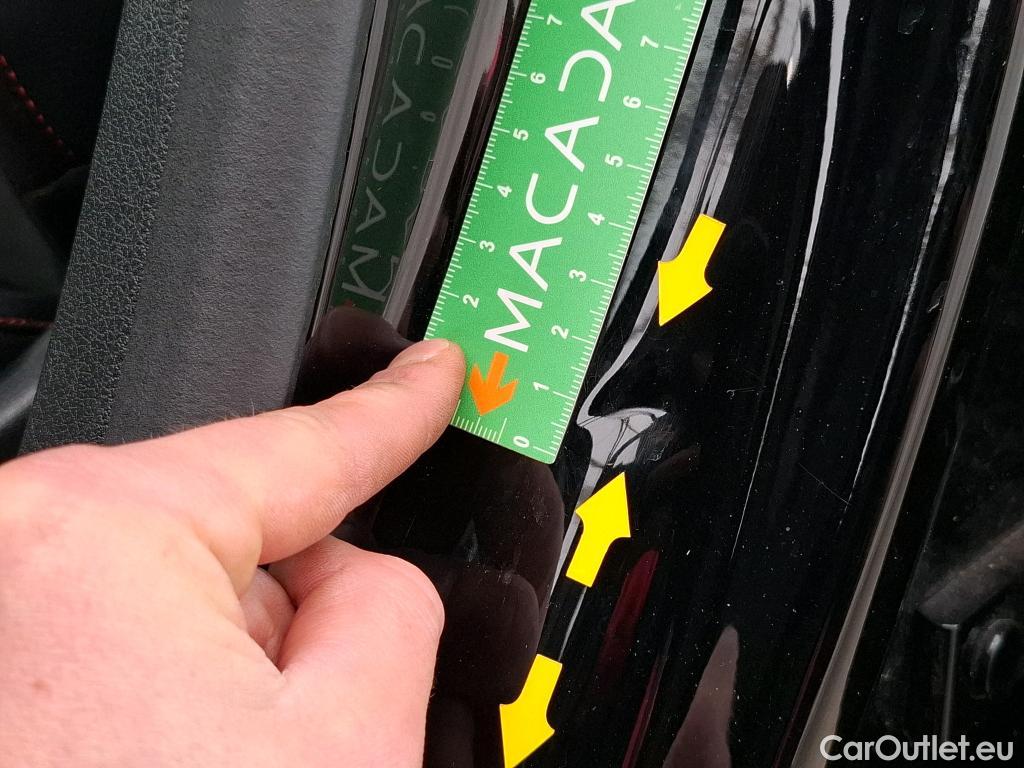  Mercedes  A-Klasse MERCEDES-BENZ Classe A 5p Berline A 180 d AMG Line 7G-DCT #14