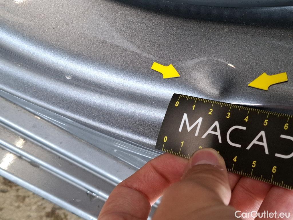  Mercedes  A-Klasse MERCEDES-BENZ Classe A Compact / 2018 / 5P / Berline A 200 d Business Line 8G-DCT #12