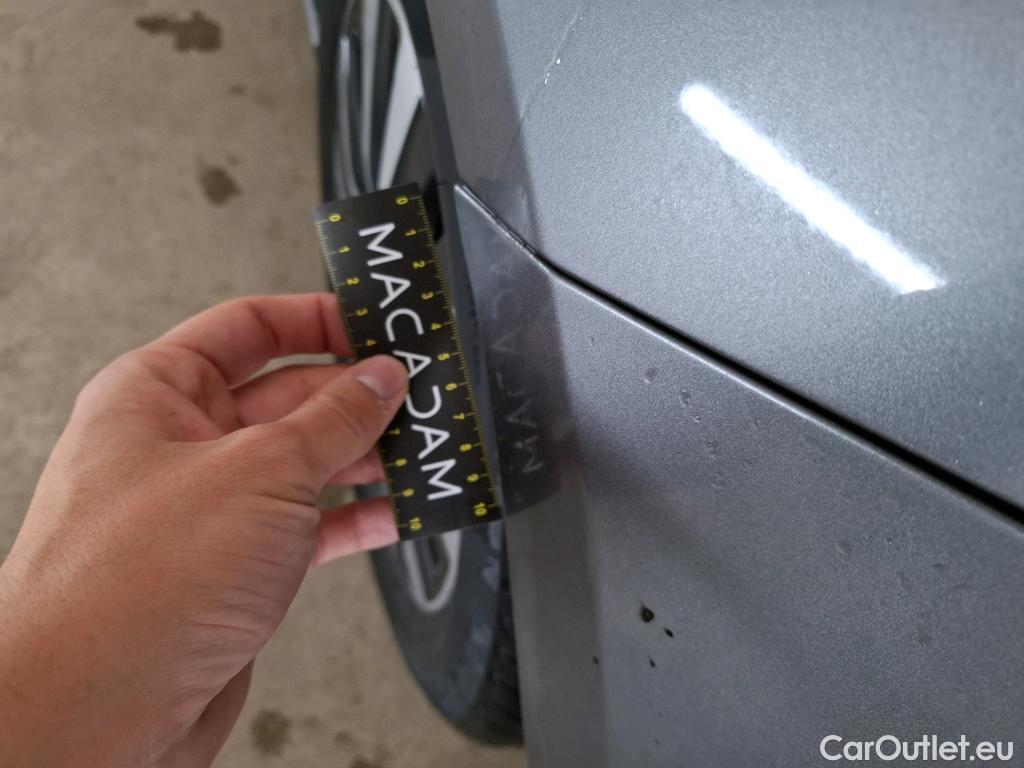  Mercedes  A-Klasse MERCEDES-BENZ Classe A Compact / 2018 / 5P / Berline A 200 d Business Line 8G-DCT #10