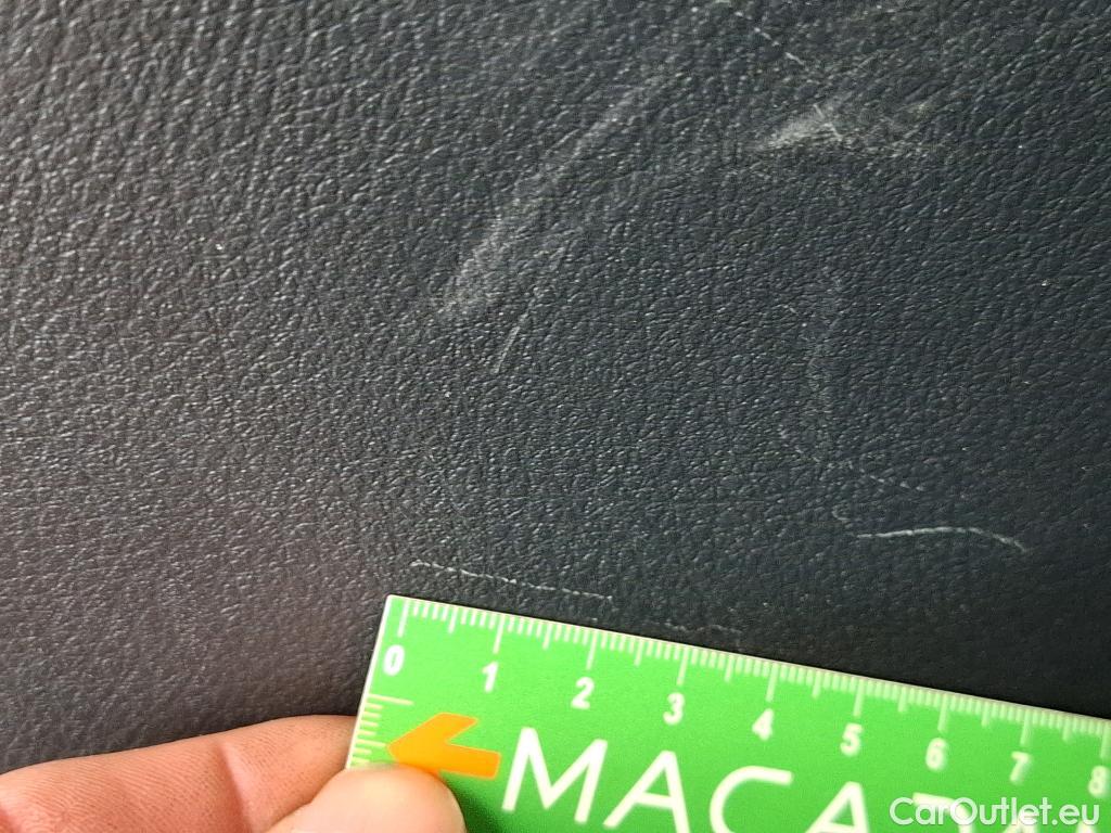  Mercedes  A-Klasse MERCEDES-BENZ Classe A 5p Berline A 180 d AMG Line 7G-DCT #10