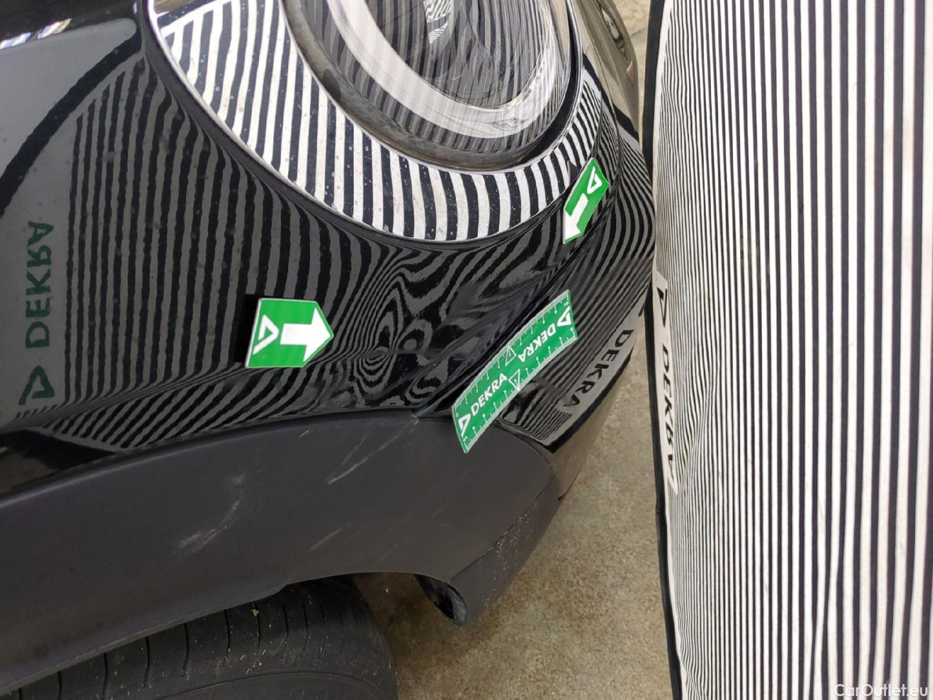  Mini  Countryman MINI  / 2020 / 5P / Crossover Cooper Essential 136 ch BVA7 #21