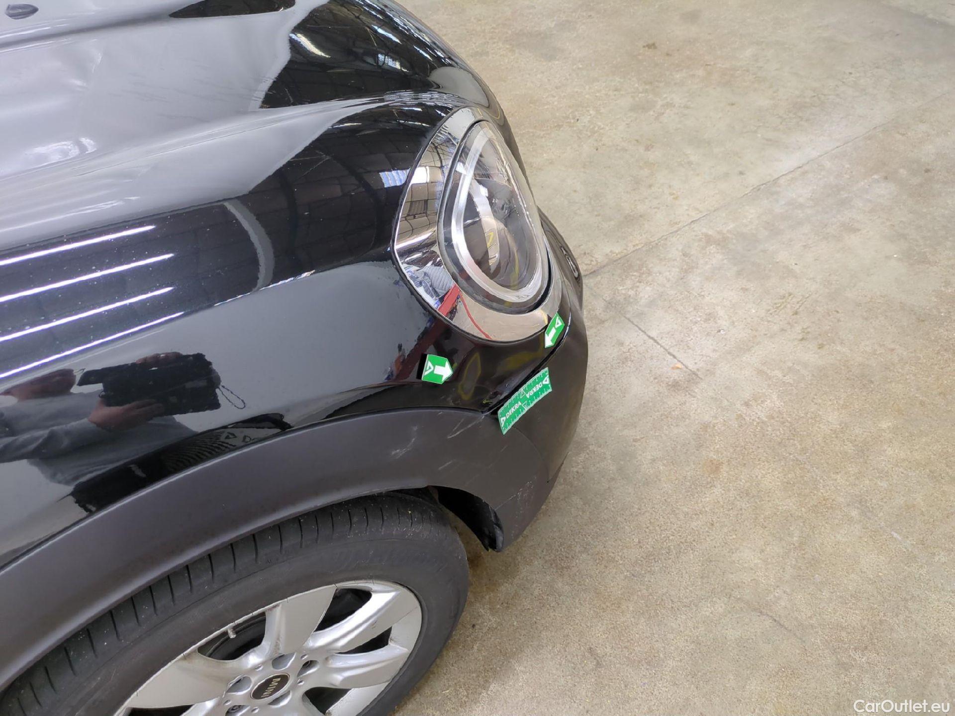  Mini  Countryman MINI  / 2020 / 5P / Crossover Cooper Essential 136 ch BVA7 #23