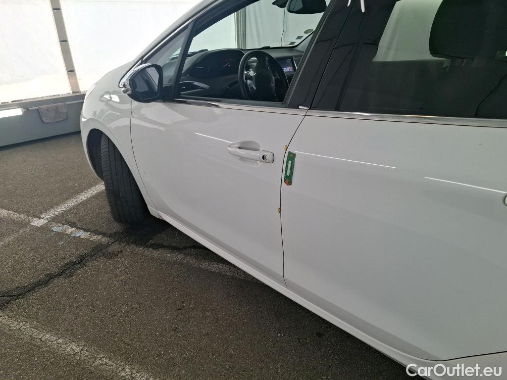  Peugeot  208 PEUGEOT  / 2015 / 5P / Berline &BLUEHDI 100 €6.c S&S ALLURE BUSINESS #12