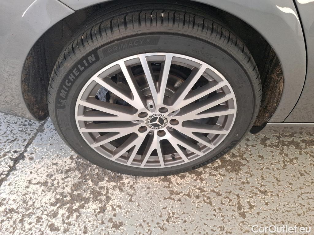  Mercedes  CLA-Klasse MERCEDES-BENZ CLA Coupe / 2019 / 4P / Coupé CLA 180 Business Line BA7 #16