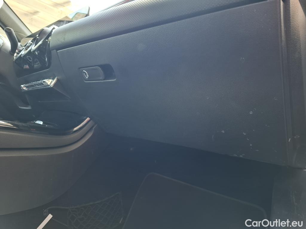  Mercedes  A-Klasse MERCEDES-BENZ Classe A 5p Berline A 180 d AMG Line 7G-DCT #26