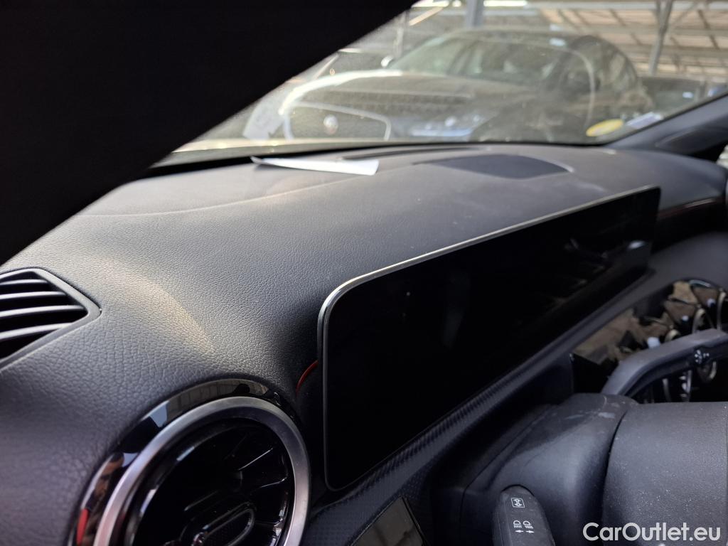  Mercedes  A-Klasse MERCEDES-BENZ Classe A 5p Berline A 180 d AMG Line 7G-DCT #24