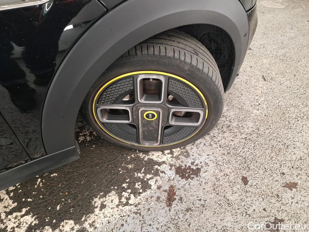  Mini  Cooper MINI Mini / 2014 / 3P / Berline  SE Finition Yours 184 ch BVA #26