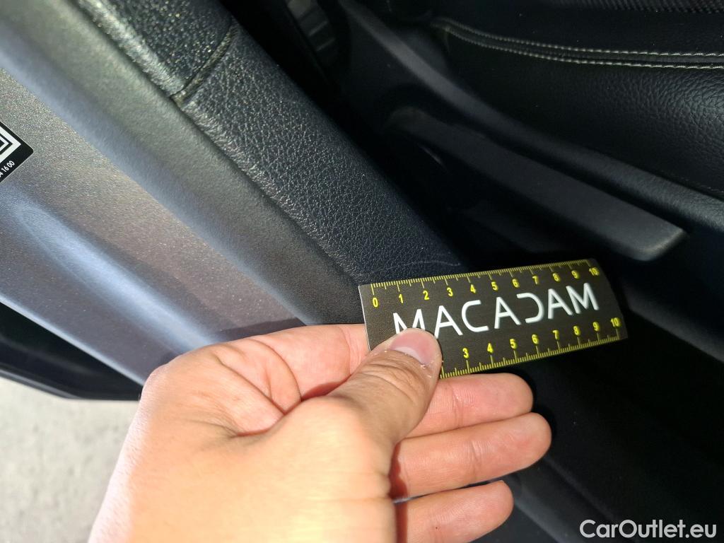  Mercedes  A-Klasse MERCEDES-BENZ Classe A Compact / 2018 / 5P / Berline A 200 d Business Line 8G-DCT #23