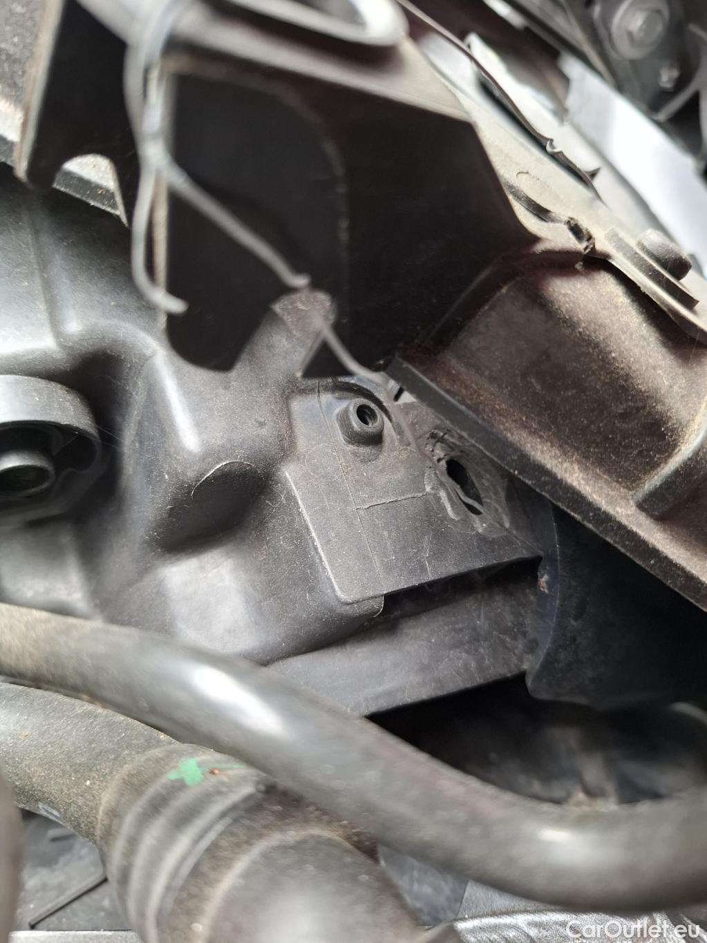  Mercedes  A-Klasse MERCEDES-BENZ Classe A Compact / 2018 / 5P / Berline A 200 d Business Line 8G-DCT #34