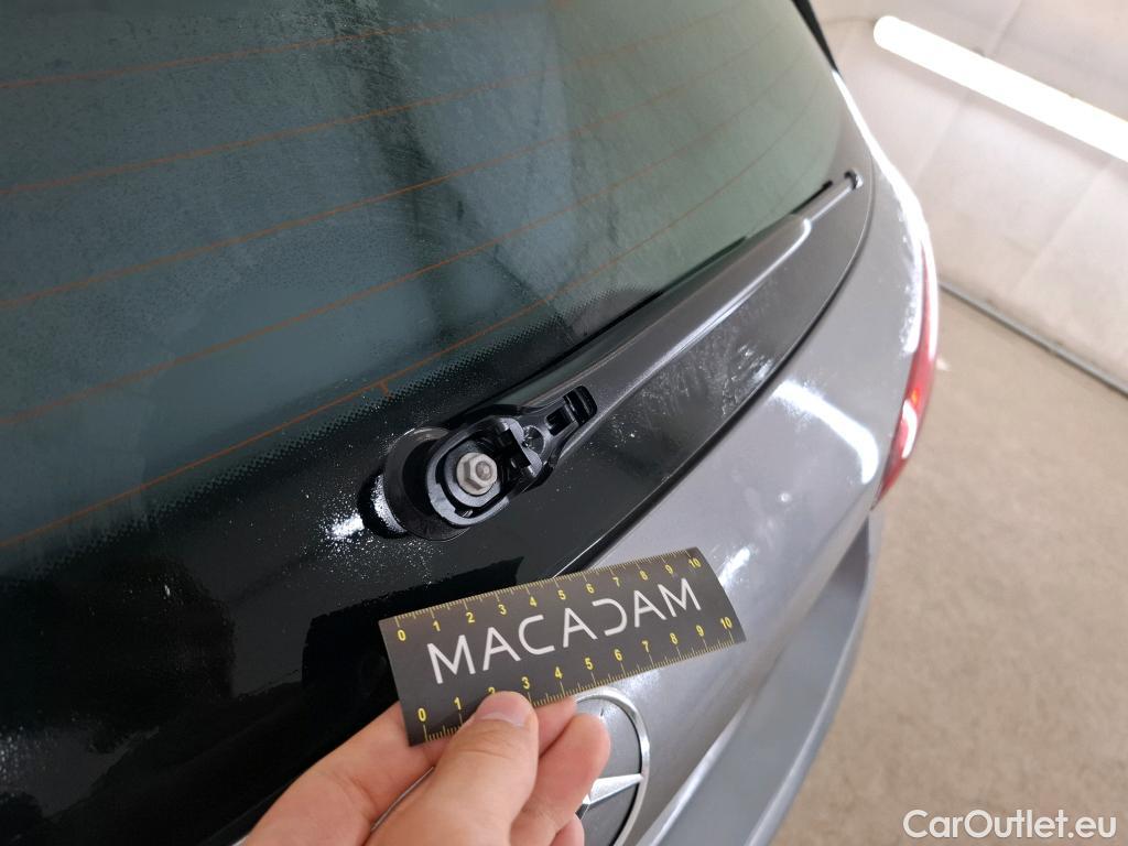  Mercedes  A-Klasse MERCEDES-BENZ Classe A Compact / 2018 / 5P / Berline A 200 d Business Line 8G-DCT #40