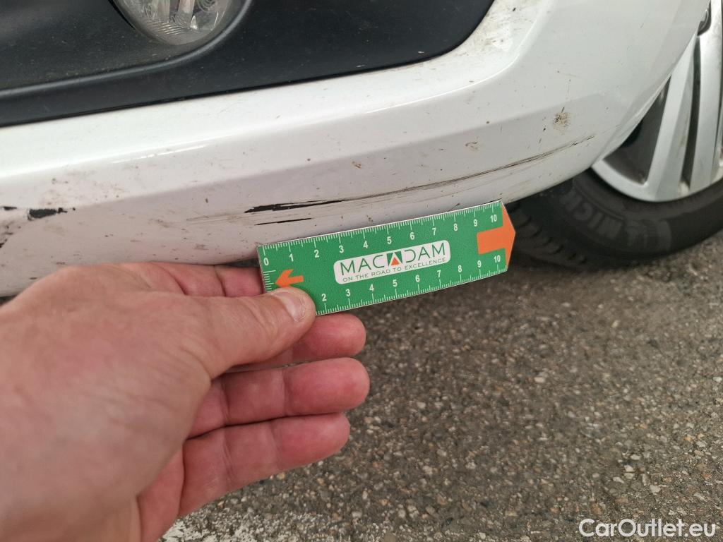  Peugeot  208 PEUGEOT  / 2015 / 5P / Berline &BLUEHDI 100 €6.c S&S ALLURE BUSINESS #19