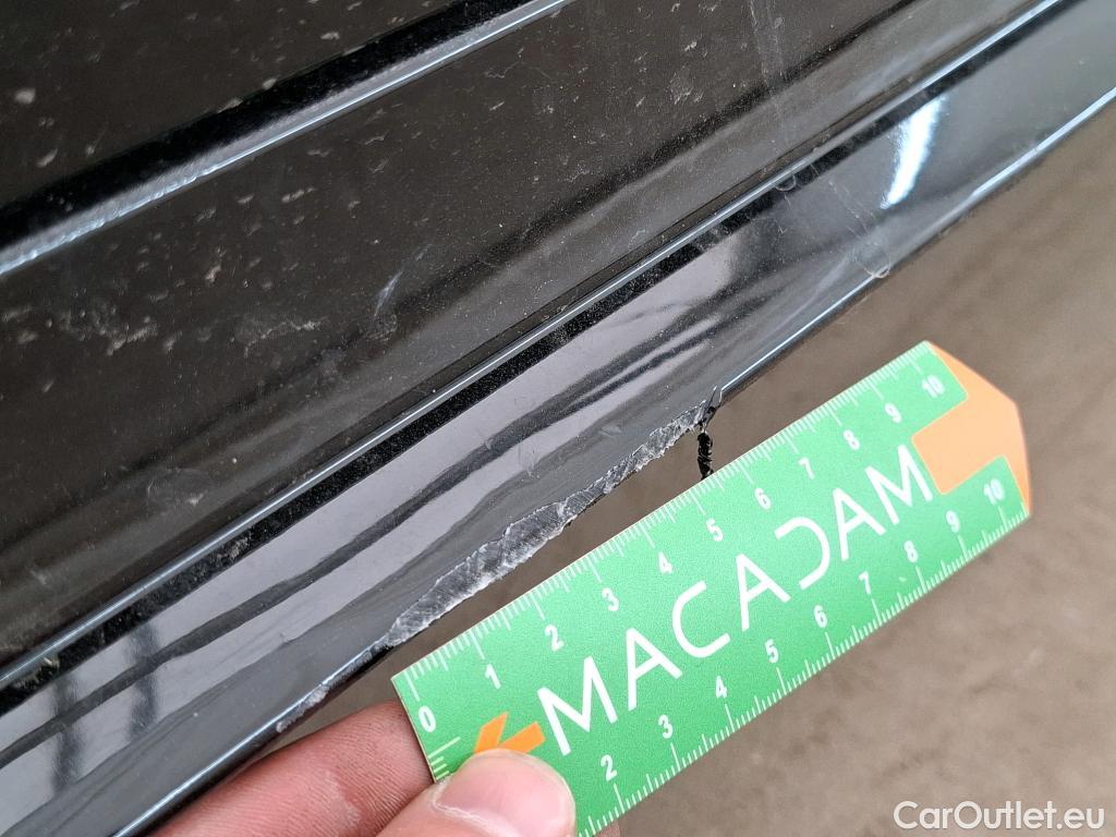  Mercedes  A-Klasse MERCEDES-BENZ Classe A 5p Berline A 180 d AMG Line 7G-DCT #3