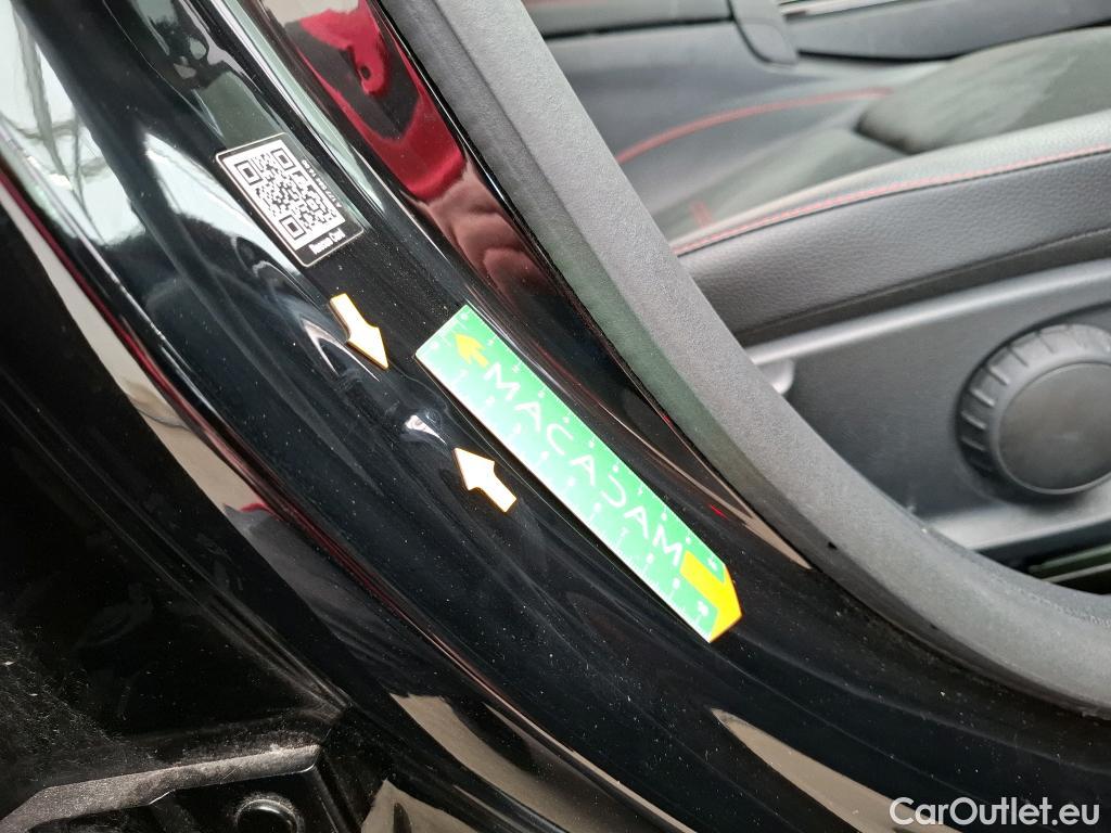  Mercedes  A-Klasse MERCEDES-BENZ Classe A 5p Berline A 180 d AMG Line 7G-DCT #18