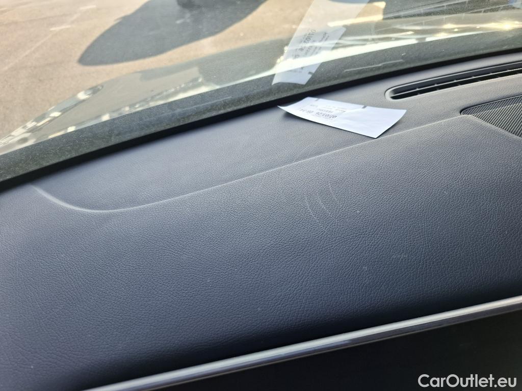  Mercedes  A-Klasse MERCEDES-BENZ Classe A 5p Berline A 180 d AMG Line 7G-DCT #25