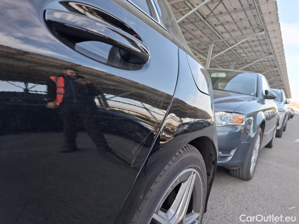  Mercedes  A-Klasse MERCEDES-BENZ Classe A 5p Berline A 180 d AMG Line 7G-DCT #28