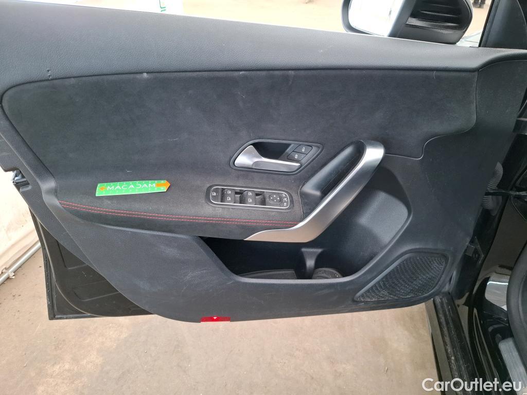  Mercedes  A-Klasse MERCEDES-BENZ Classe A 5p Berline A 180 d AMG Line 7G-DCT #4