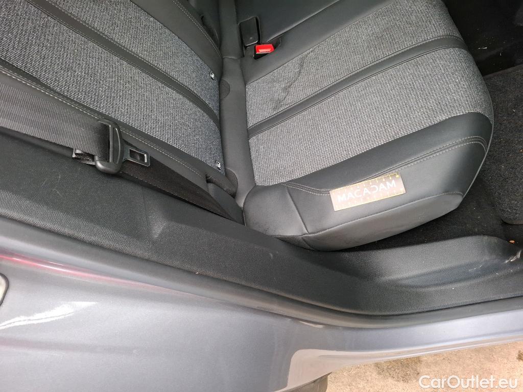  Peugeot  3008  Allure Business 1.2 PureTech 130CV BVA8 E6d #5