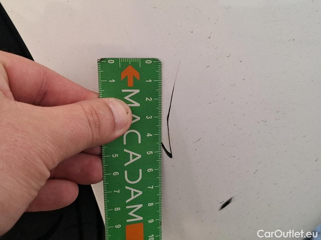  Peugeot  208 PEUGEOT  / 2015 / 5P / Berline &BLUEHDI 100 €6.c S&S ALLURE BUSINESS #18