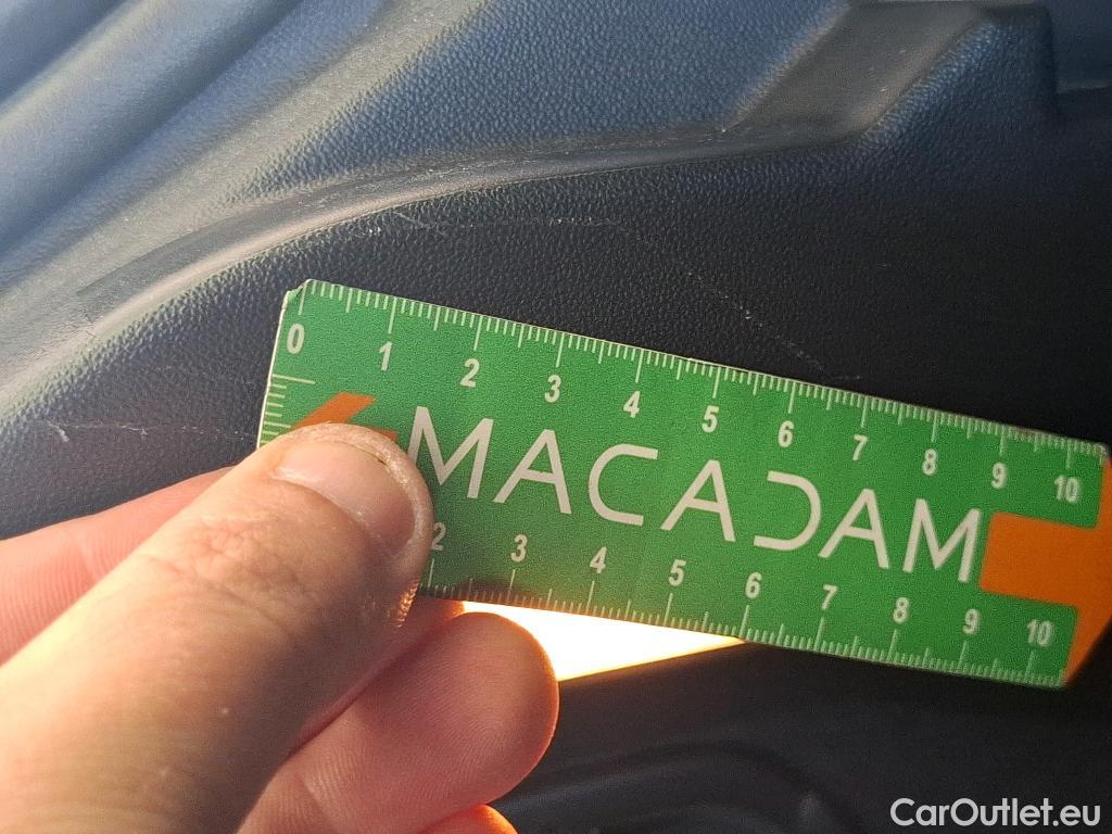  Peugeot  208 PEUGEOT  / 2015 / 5P / Berline &BLUEHDI 100 €6.c S&S ALLURE BUSINESS #27