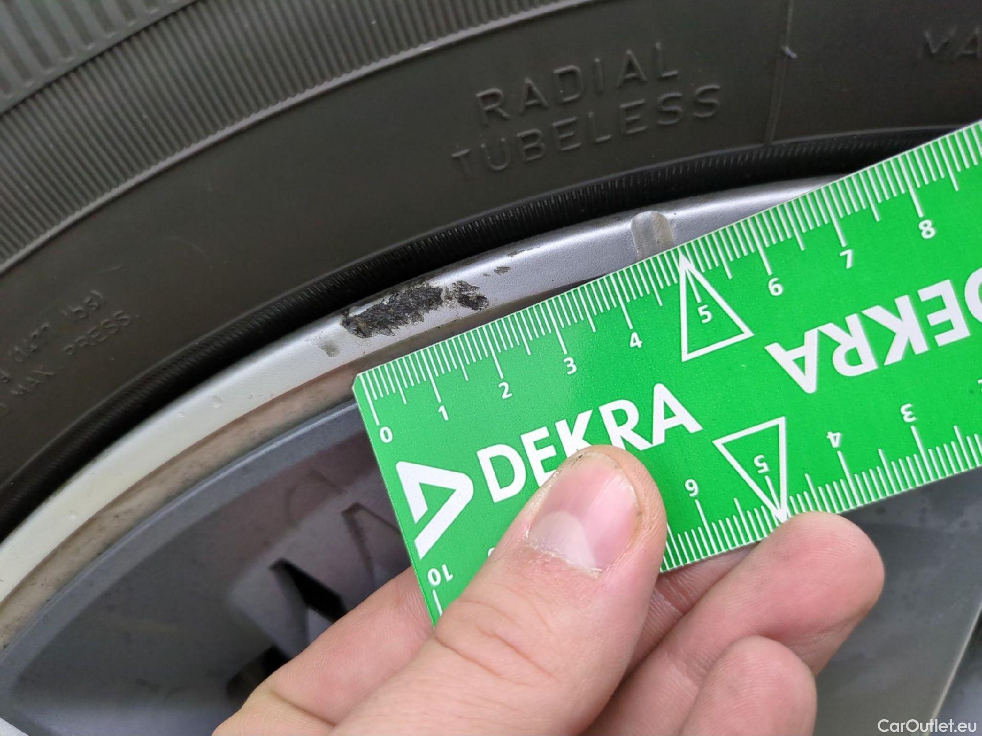  Skoda  Karoq SKODA  / 2017 / 5P / SUV 2.0 TDI 116ch DSG7 Business #9