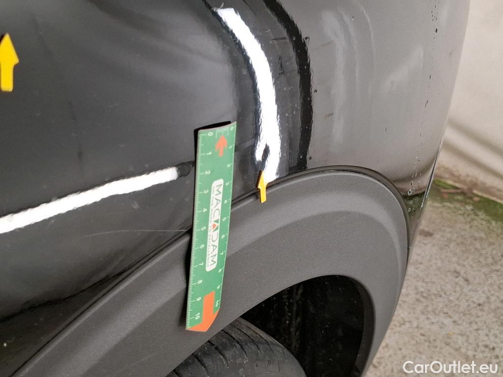  Peugeot  5008  Allure Pack 1.5 HDi 130CV BVA8 7 Sieges E6d #42