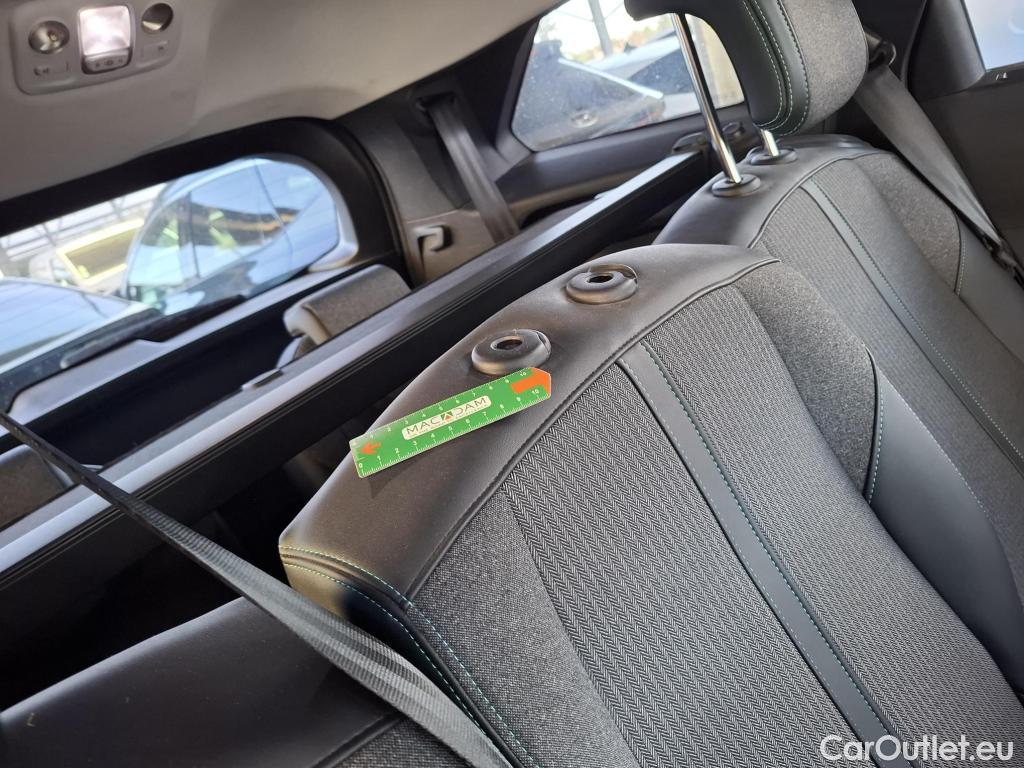  Peugeot  5008  Allure Pack 1.5 HDi 130CV BVA8 7 Sieges E6d #11