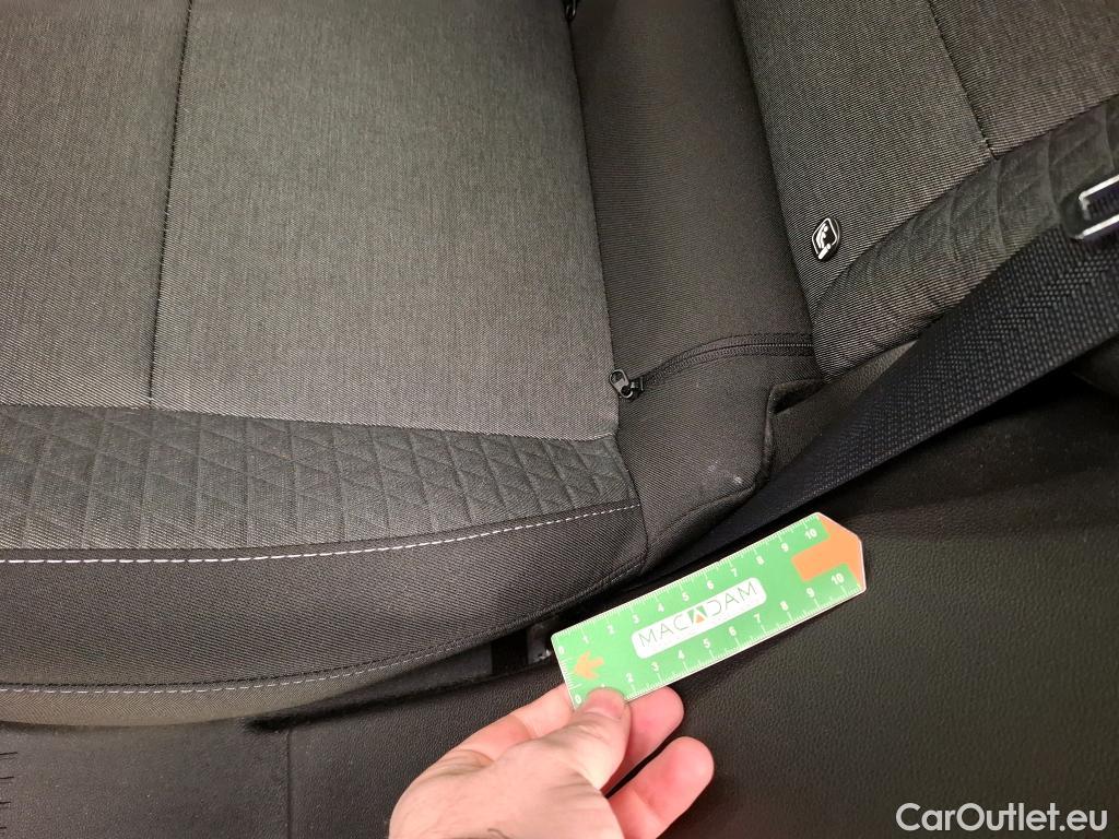  Renault  Captur  II Evolution 1.6 E-TECH Hybrid 145CV BVA6 E6d #7