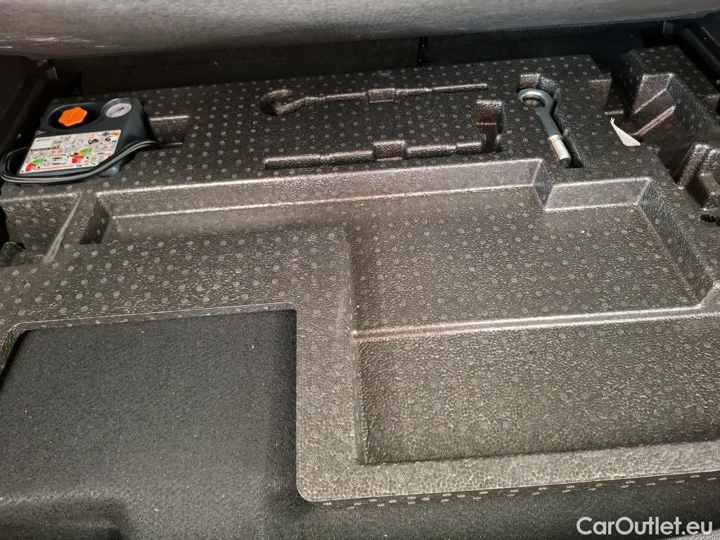  Land Rover  Discovery SUZUKI S-CROSS / 2021 / 5P / SUV 1.5 DUALJET HYBRID PRIVILEGE AUTO #16