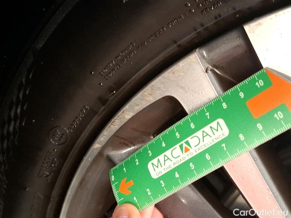  Peugeot  5008  Allure Pack 1.5 HDi 130CV BVA8 7 Sieges E6d #30