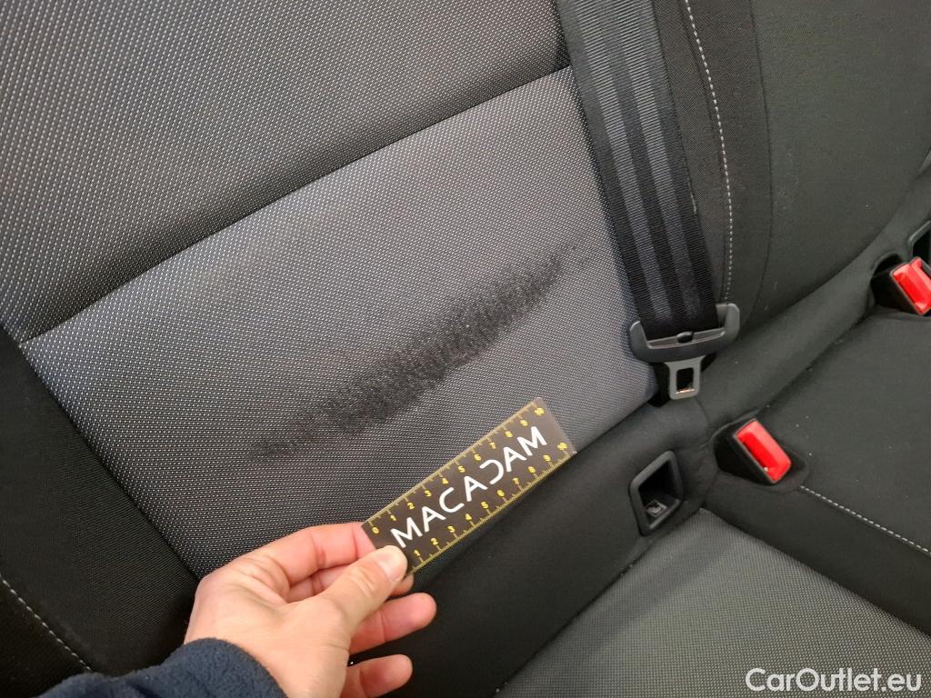  Skoda  Fabia SKODA  / 2021 / 5P / Berline 1.0 TSI 110 DSG7 Ambition #13