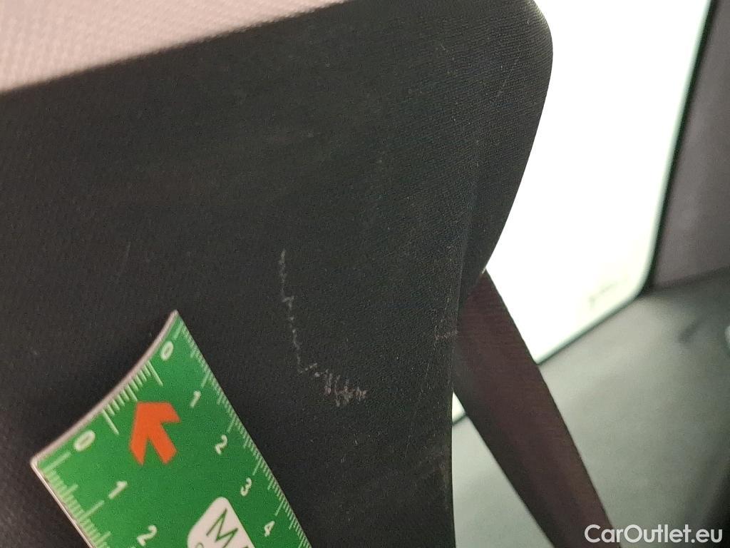  Peugeot  5008  Allure Pack 1.5 HDi 130CV BVA8 7 Sieges E6d #37