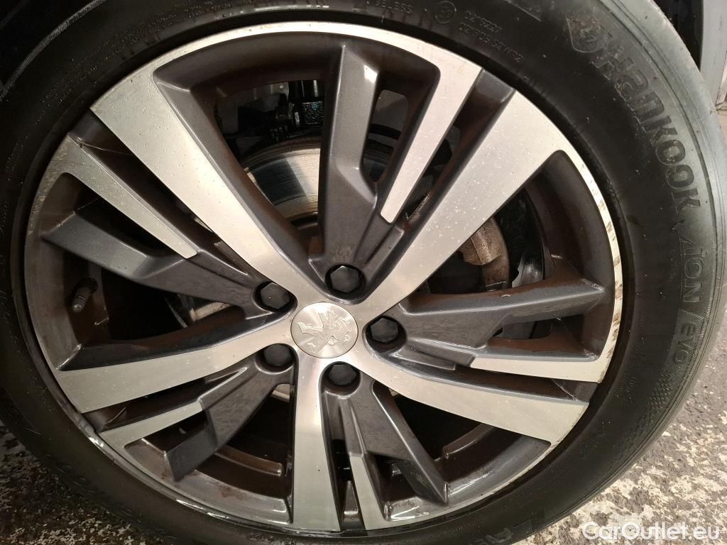  Peugeot  5008  Allure Pack 1.5 HDi 130CV BVA8 7 Sieges E6d #27