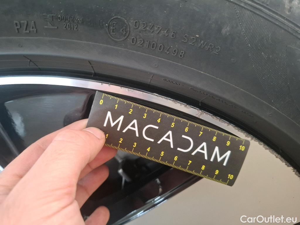  Volvo  XC 40 VOLVO XC40 / 2022 / 5P / SUV Recharge T5 262 DCT7 Ultimate #21