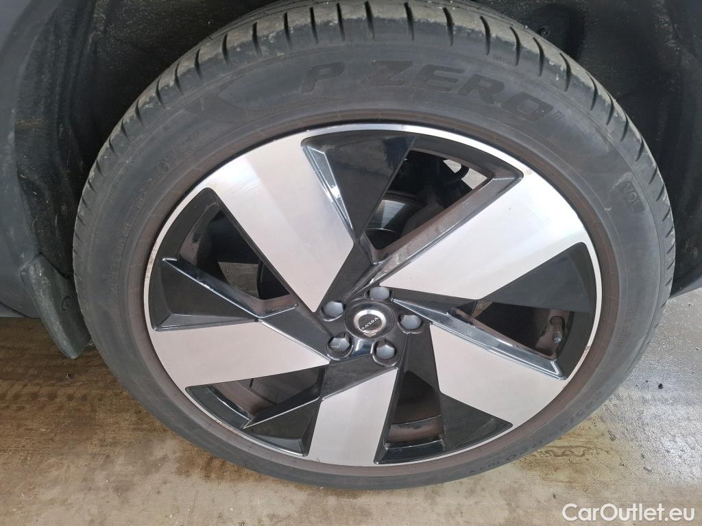  Volvo  XC 40 VOLVO XC40 / 2022 / 5P / SUV Recharge T5 262 DCT7 Ultimate #12