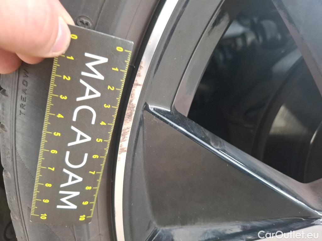  Volvo  XC 40 VOLVO XC40 / 2022 / 5P / SUV Recharge T5 262 DCT7 Ultimate #13