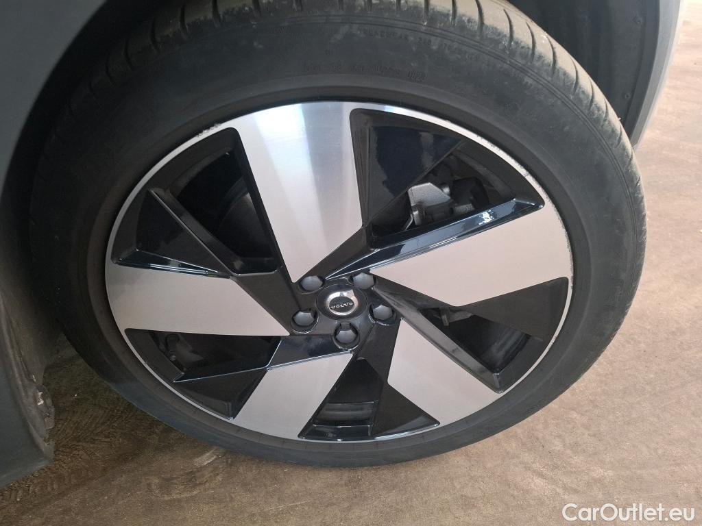  Volvo  XC 40 VOLVO XC40 / 2022 / 5P / SUV Recharge T5 262 DCT7 Ultimate #20