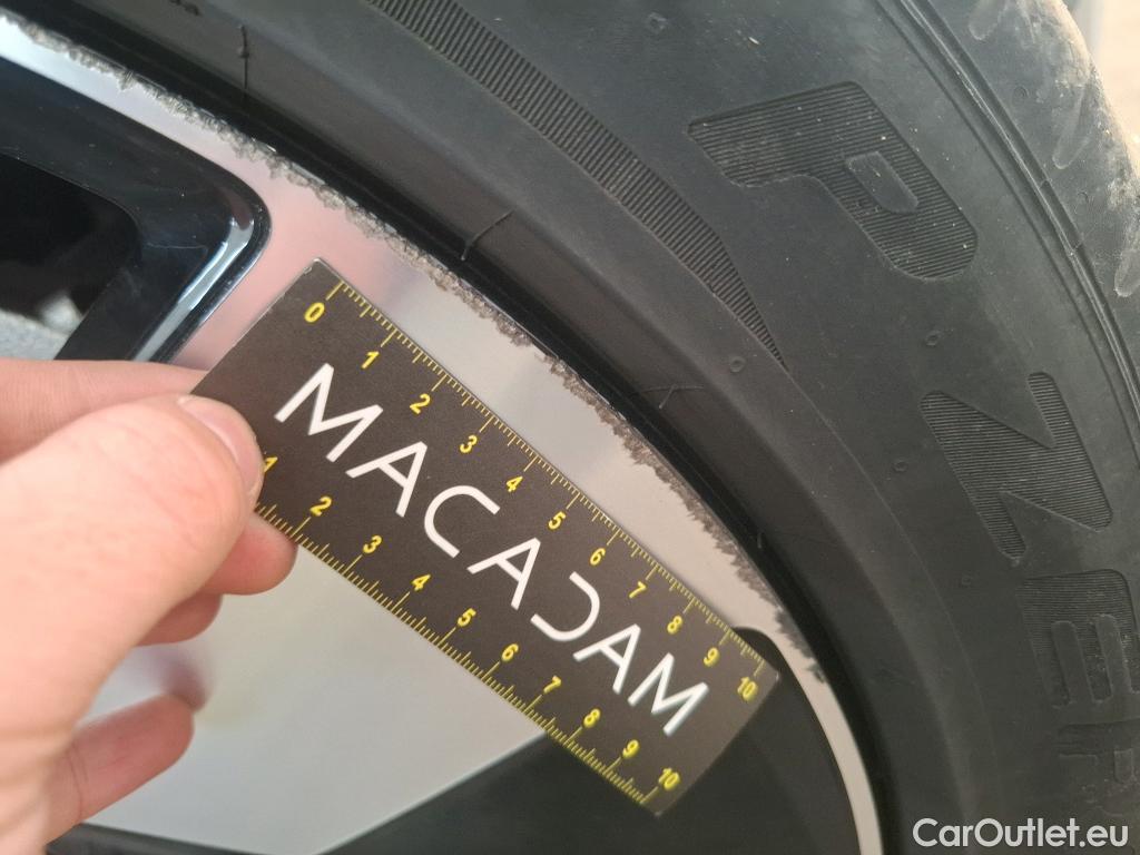  Volvo  XC 40 VOLVO XC40 / 2022 / 5P / SUV Recharge T5 262 DCT7 Ultimate #23