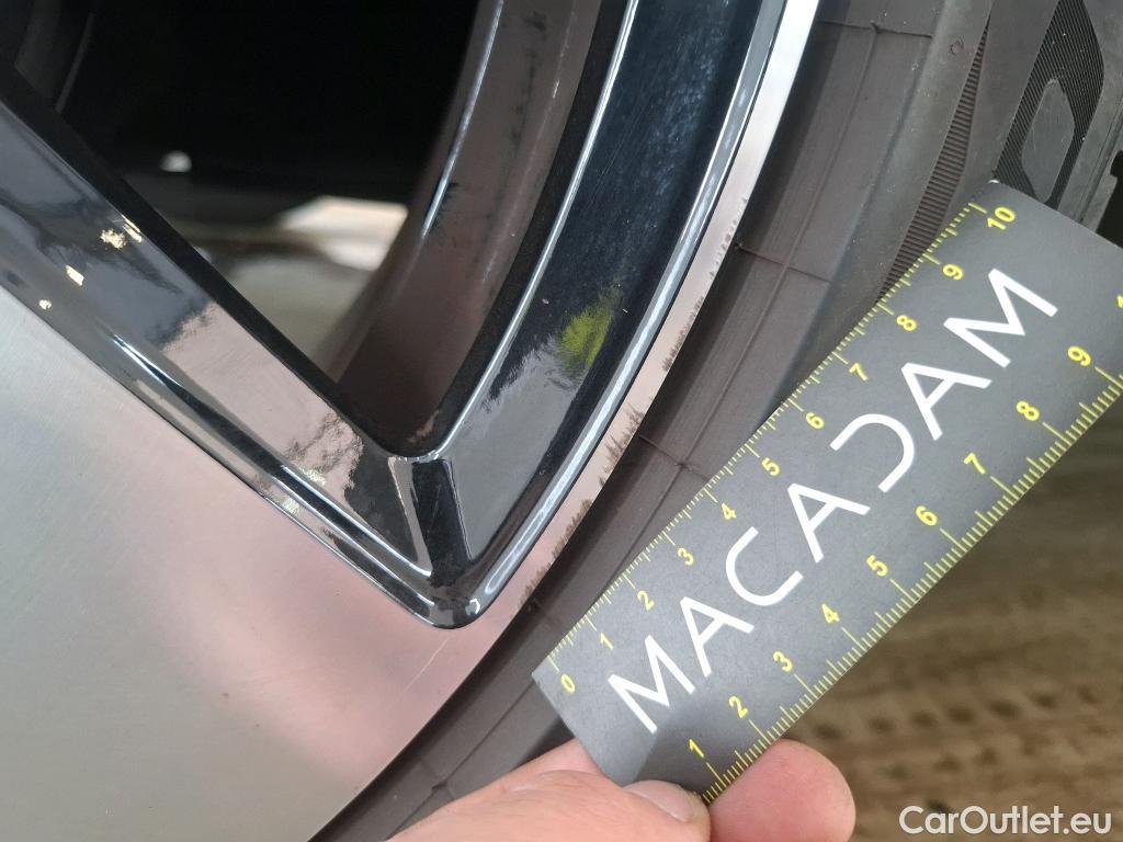  Volvo  XC 40 VOLVO XC40 / 2022 / 5P / SUV Recharge T5 262 DCT7 Ultimate #33