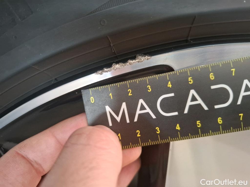  Volvo  XC 40 VOLVO XC40 / 2022 / 5P / SUV Recharge T5 262 DCT7 Ultimate #27