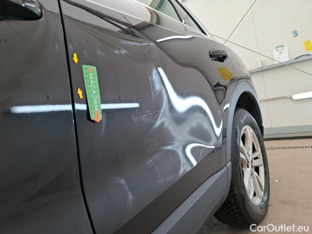  Audi  Q3 AUDI  / 2018 / 5P / SUV 35 TFSI 150 MHEV S TRONIC BUSINESS LINE #1