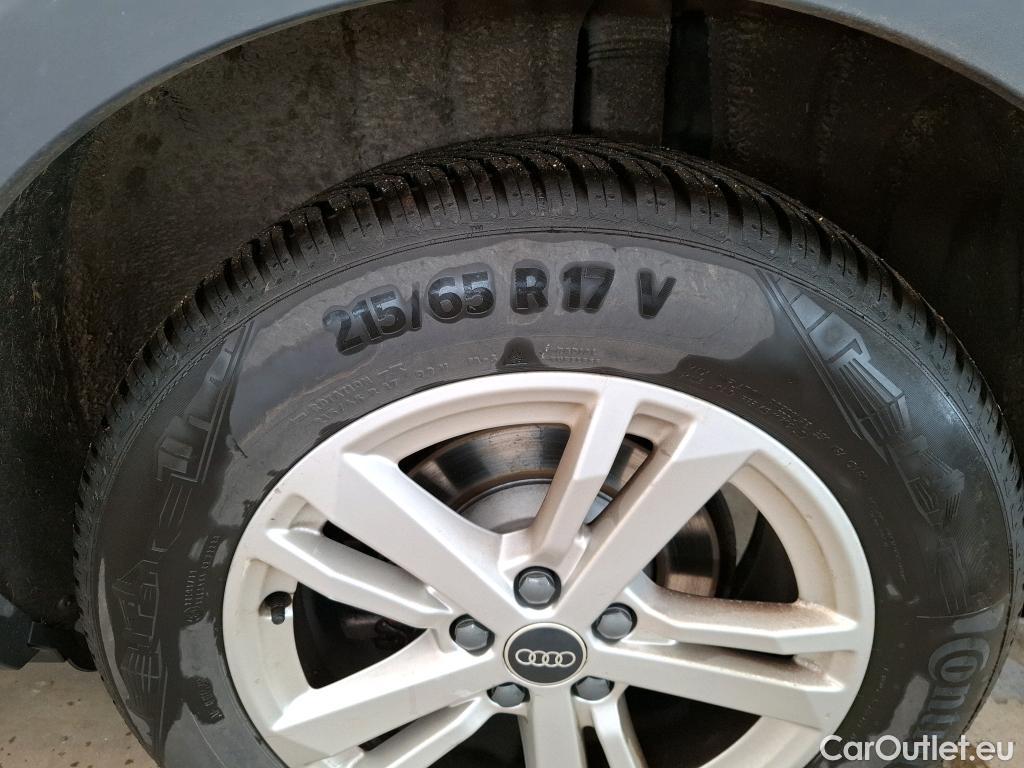  Audi  Q3 AUDI  / 2018 / 5P / SUV 35 TFSI 150 MHEV S TRONIC BUSINESS LINE #8