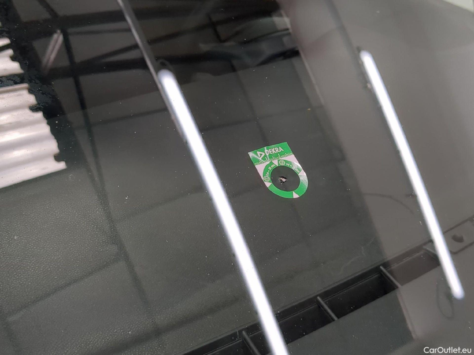  Citroen  C3  Société Feel 1.5 BlueHDI 100CV BVM6 E6d #2