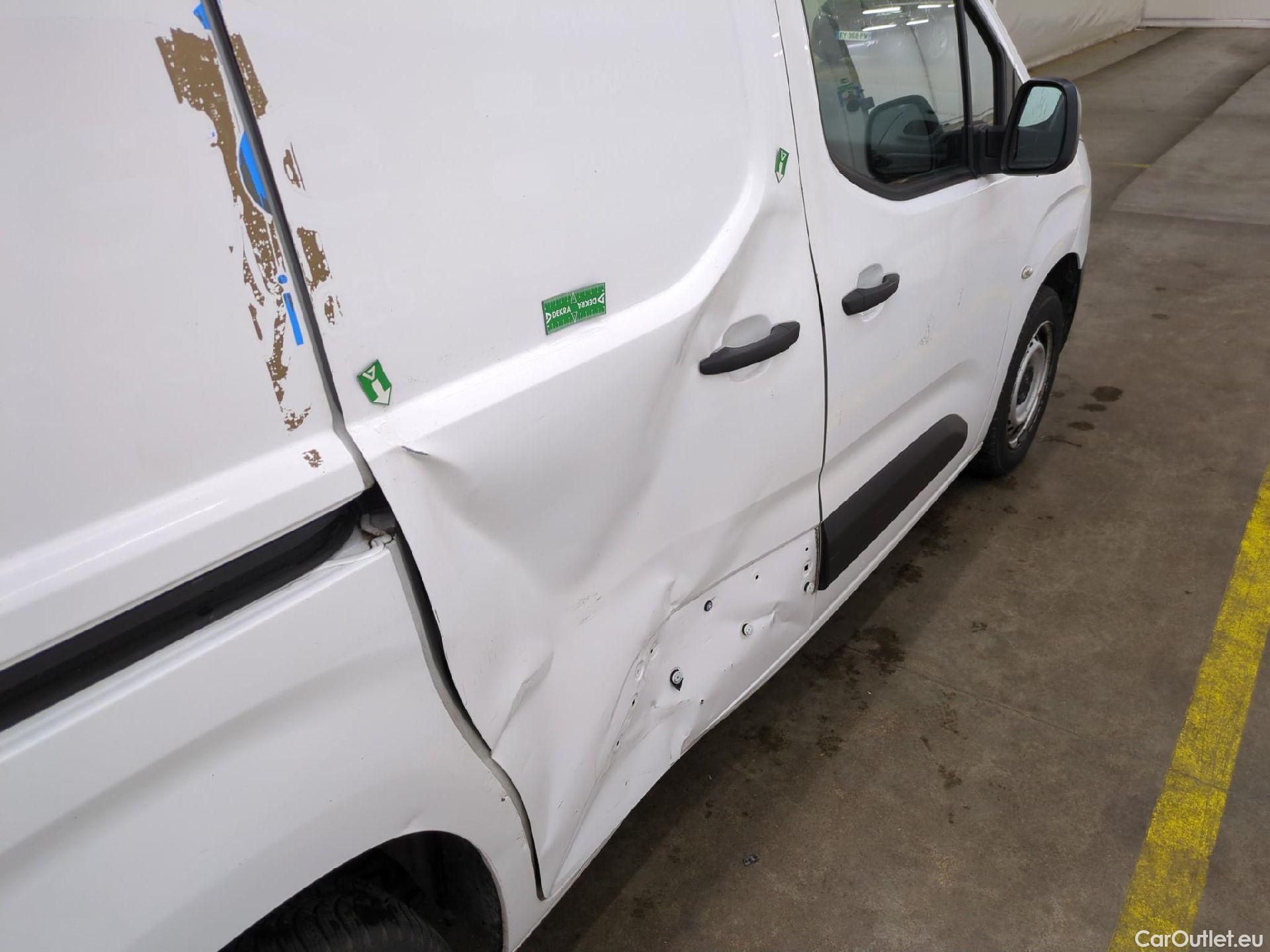  Citroen  Berlingo  Fourgon Club M 650 1.5 BlueHDi 75CV BVM5 E6dT #17