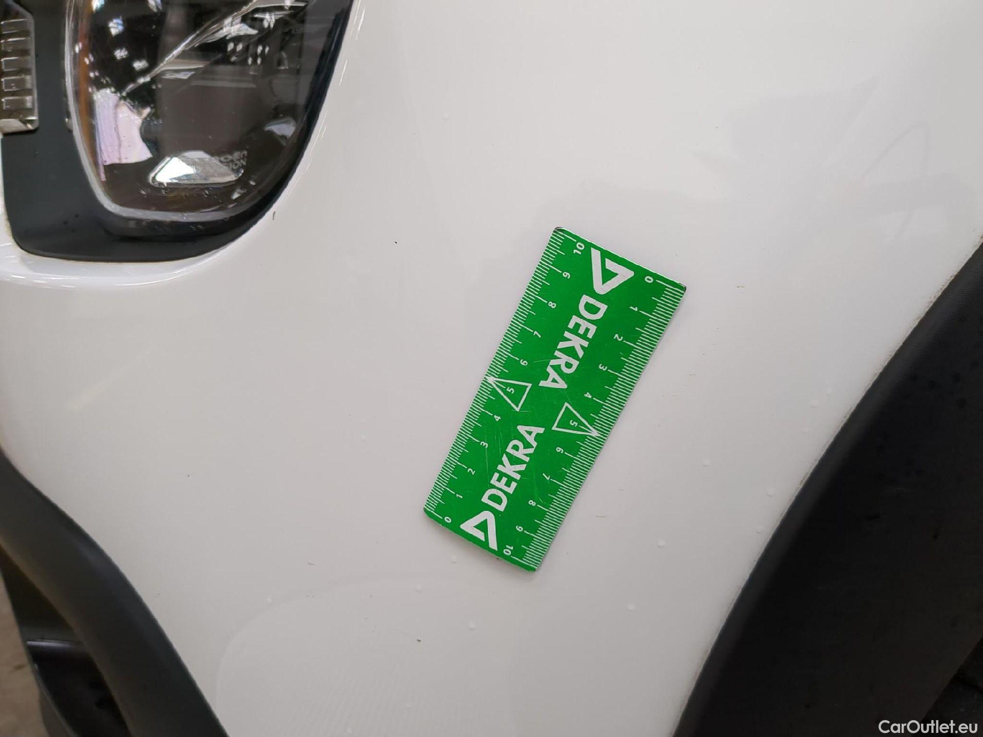  Citroen  C3  Société Feel 1.5 BlueHDI 100CV BVM6 E6d #15