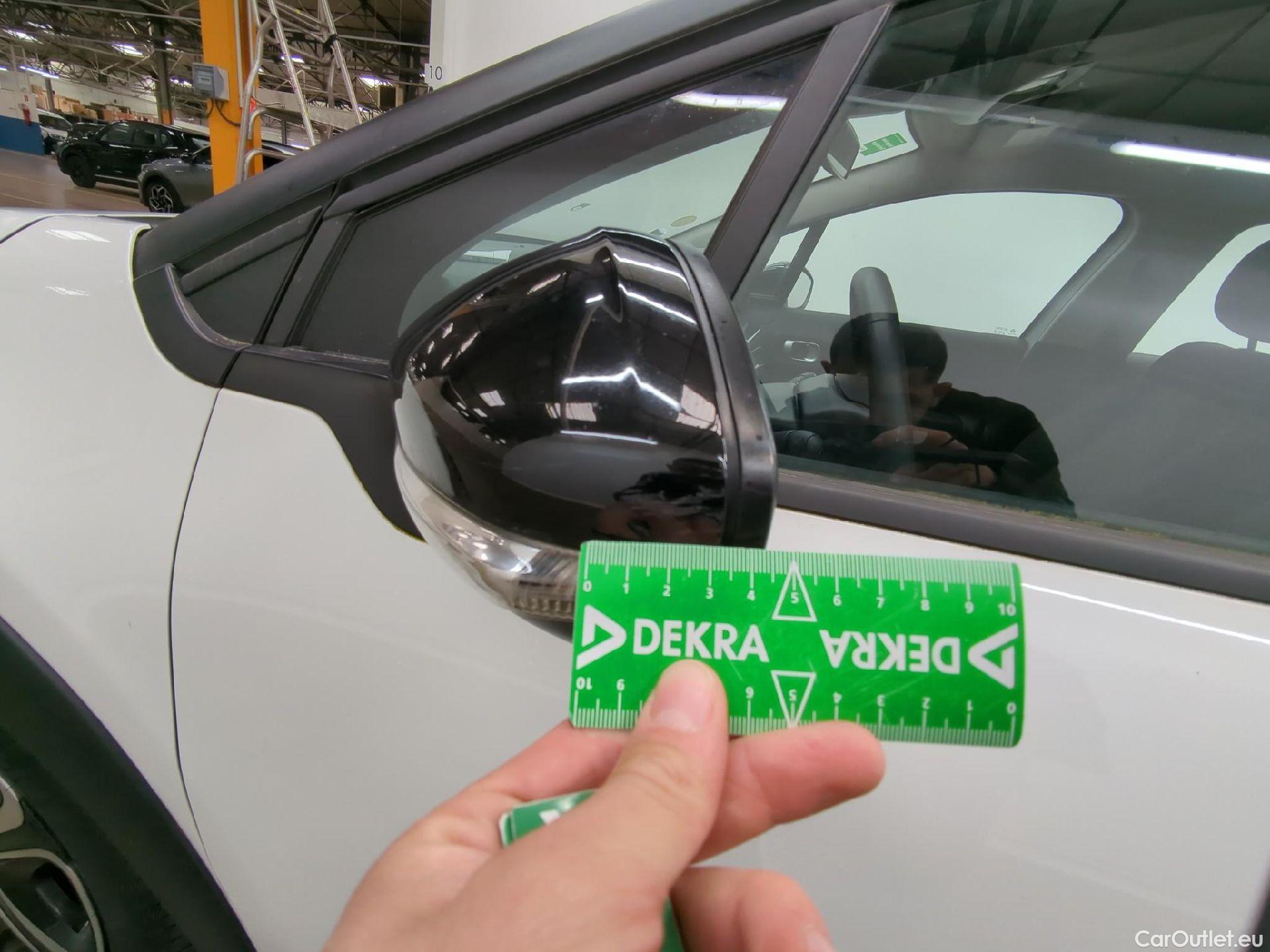  Citroen  C3  Société Feel 1.5 BlueHDI 100CV BVM6 E6d #17