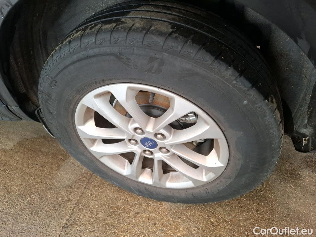  Ford  Kuga  / 2019 / 5P / SUV 2.5 190 hybrid Flexifuel Pshift Titanium  #21