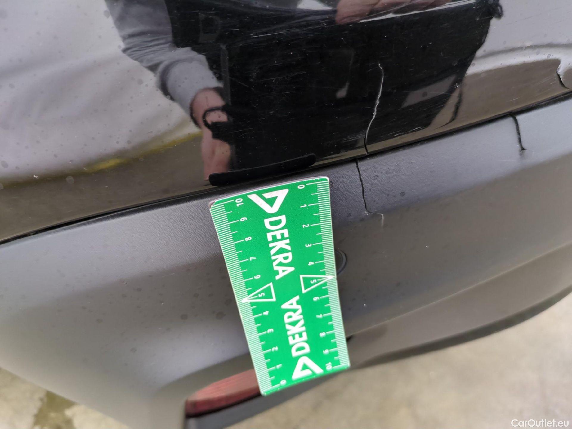  Citroen  C4  X Feel Pack 1.2 PureTech 130CV BVA8 6E #37