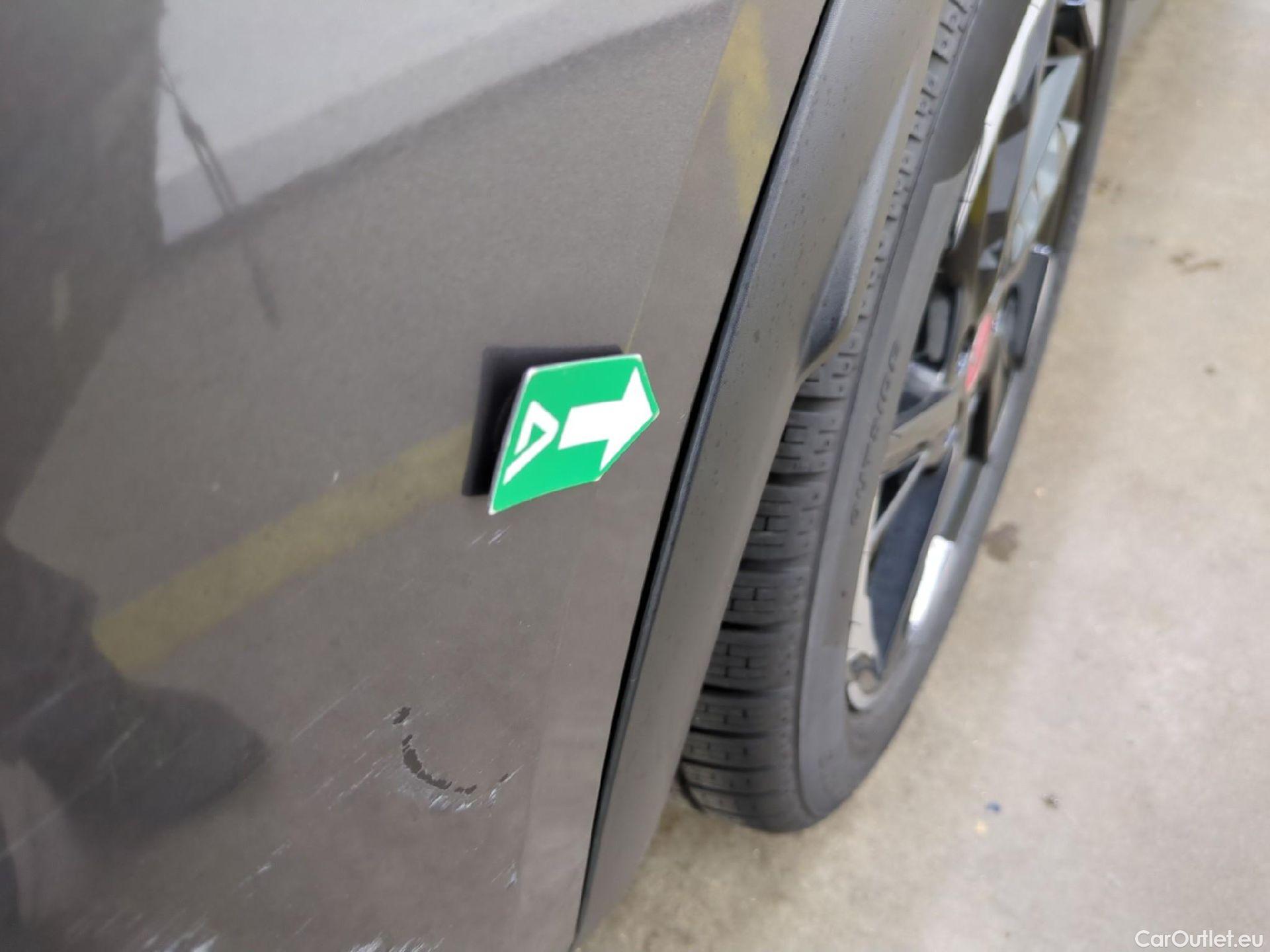  DS  DS7 7 Crossback Performance Line + 1.5 BlueHDi 130CV BVA8 E6d #64