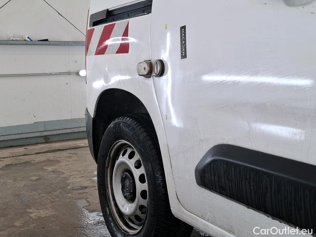  Citroen  Berlingo  Fourgon Worker M 1000 1.2 PureTech 130CV BVA8 E6d #31