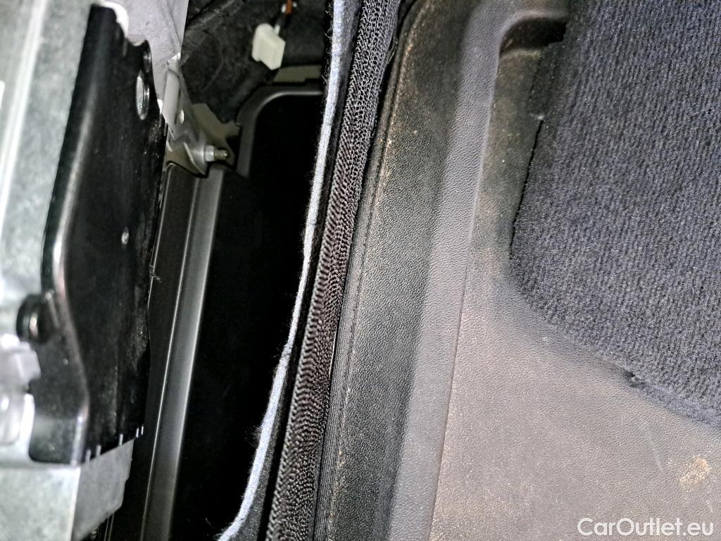  Bmw  Serie 3 BMW Série 3 Touring / 2022 / 5P / Break 318d 150ch Business Design BVA8 #19